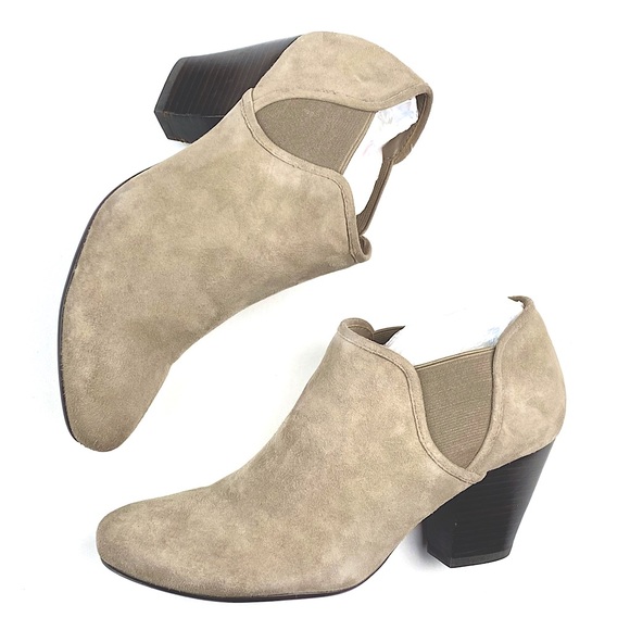 Vaneli Suede Leather Booties “Jody” Truffle Suede Boots Taupe Beige Ankle Boot 9 - Picture 10 of 16